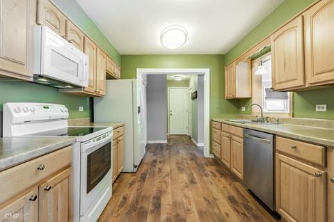 608 S Orchid Path, Mchenry, IL 60050 photo 2