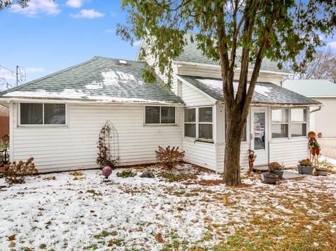 511 E Broadway St, Newark, IL 60541 photo 3
