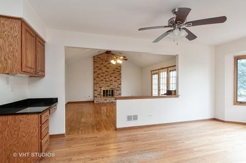 6514 Rodgers Dr, Willowbrook, IL 60527 photo 6