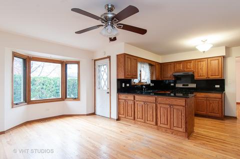 6514 Rodgers Dr, Willowbrook, IL 60527 photo 5