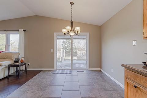 2824 Rutherford Dr, Bloomington, IL 61705 photo 8