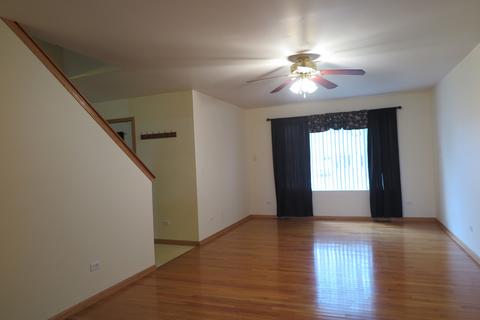 2216 Red Hawk Dr, Plainfield, IL 60586 photo 3