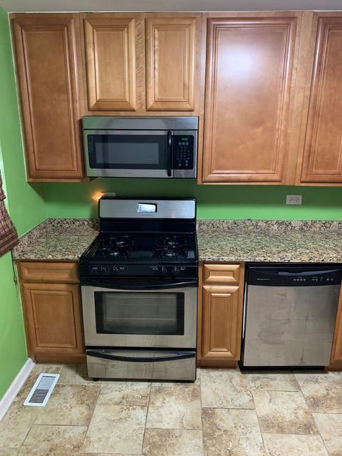 736 E 92nd St, Chicago, IL 60619 photo 4