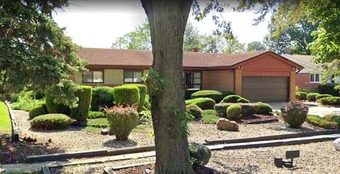 353 Munroe Cir, Des Plaines, IL 60016 photo 2