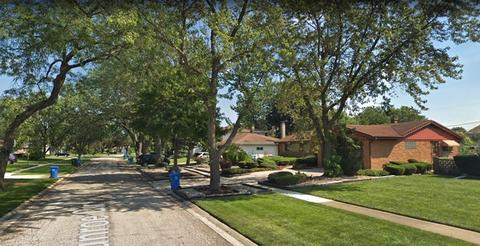 353 Munroe Cir, Des Plaines, IL 60016 photo 24