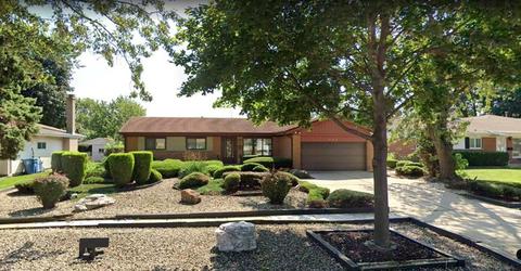 353 Munroe Cir, Des Plaines, IL 60016 photo 26