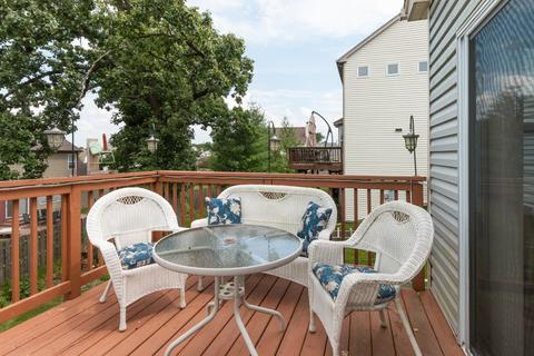 1908 W Greenleaf Dr, Round Lake, IL 60073 photo 6