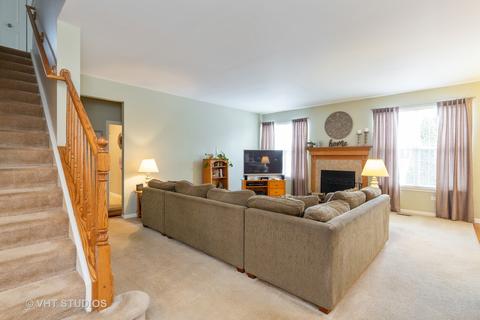 623 Donegal Dr, Elgin, IL 60124 photo 9