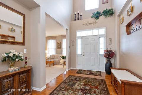 623 Donegal Dr, Elgin, IL 60124 photo 3