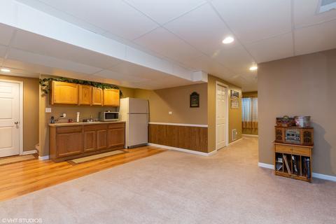 623 Donegal Dr, Elgin, IL 60124 photo 27