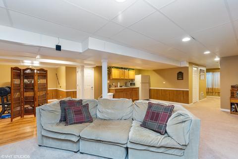 623 Donegal Dr, Elgin, IL 60124 photo 26
