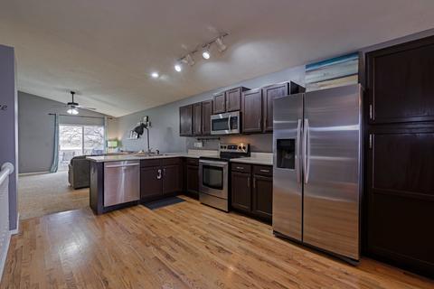 8 Andy Ct, Bloomington, IL 61704 photo 5