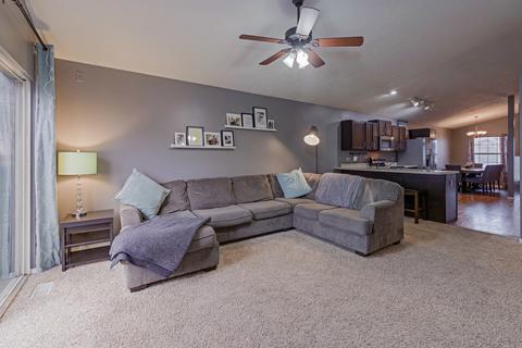 8 Andy Ct, Bloomington, IL 61704 photo 10
