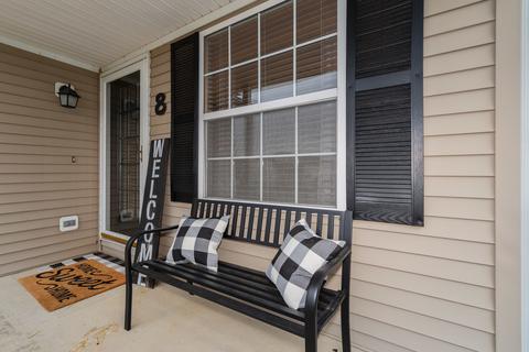 8 Andy Ct, Bloomington, IL 61704 photo 2