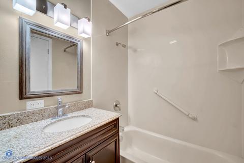 438 Edwards Ave, West Dundee, IL 60118 photo 21