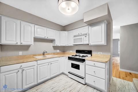 438 Edwards Ave, West Dundee, IL 60118 photo 3
