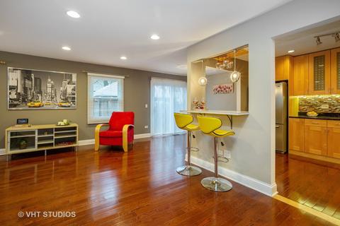531 Commanche Trl, Wheeling, IL 60090 photo 3