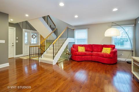 531 Commanche Trl, Wheeling, IL 60090 photo 2