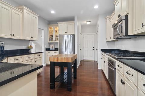 13206 S Lake Mary Dr, Plainfield, IL 60585 photo 5