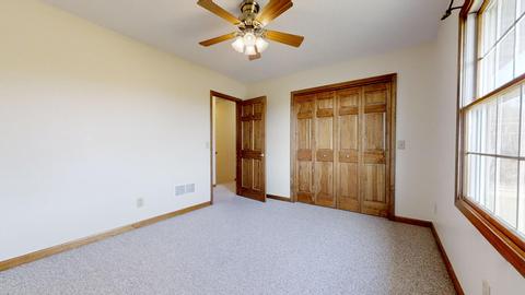 5972 Timberlake Dr, Weldon, IL 61882 photo 22