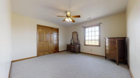 5972 Timberlake Dr, Weldon, IL 61882 photo 24