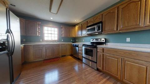5972 Timberlake Dr, Weldon, IL 61882 photo 8