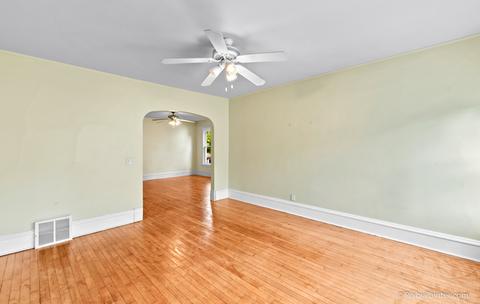 812 Oak St, Elgin, IL 60123 photo 21