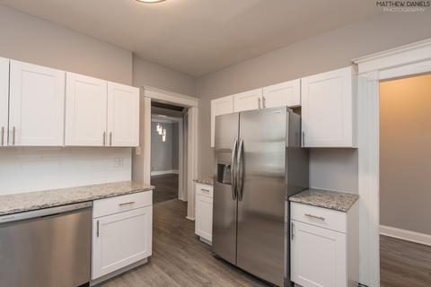 7246 S Champlain Ave, Chicago, IL 60619 photo 18