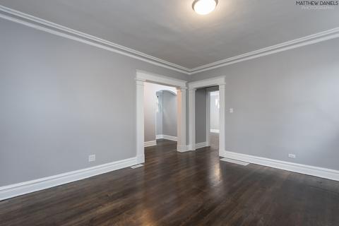 7246 S Champlain Ave, Chicago, IL 60619 photo 4