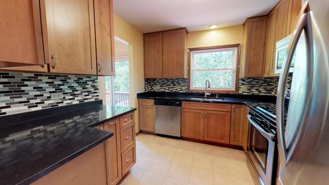 250 E Bradley St, Des Plaines, IL 60016 photo 9