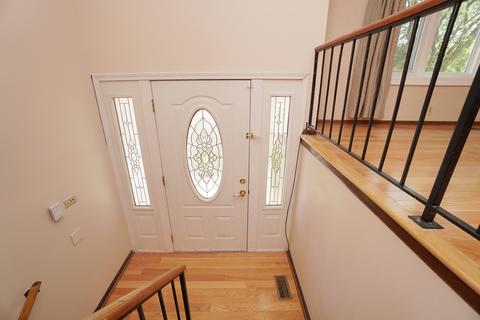 250 E Bradley St, Des Plaines, IL 60016 photo 4