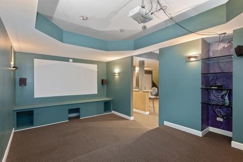 1239 E 46th St, Chicago, IL 60653 photo 15