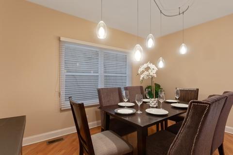 1239 E 46th St, Chicago, IL 60653 photo 8