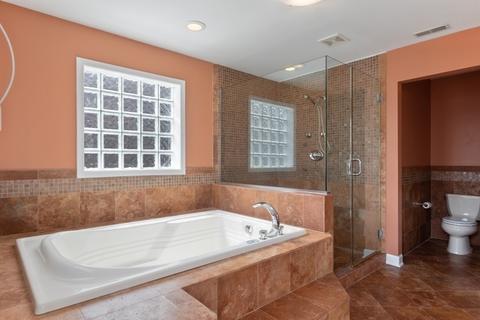 1239 E 46th St, Chicago, IL 60653 photo 12