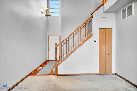 2410 Oak Tree Ln, Plainfield, IL 60586 photo 4