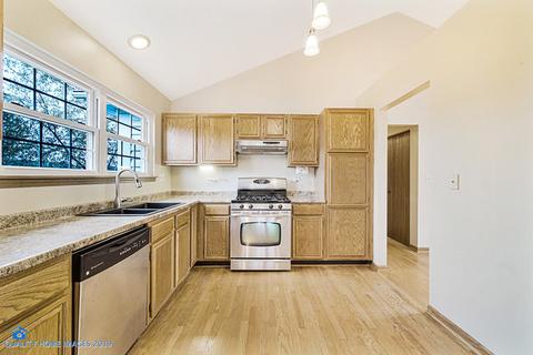 1002 Longford Rd, Bartlett, IL 60103 photo 12