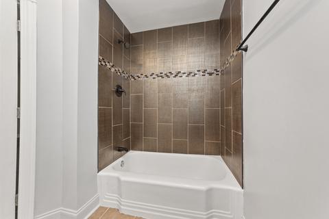 2848 E 78th St, Chicago, IL 60649 photo 8
