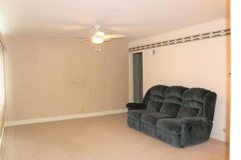 307 N Orange St, Morrison, IL 61270 photo 10