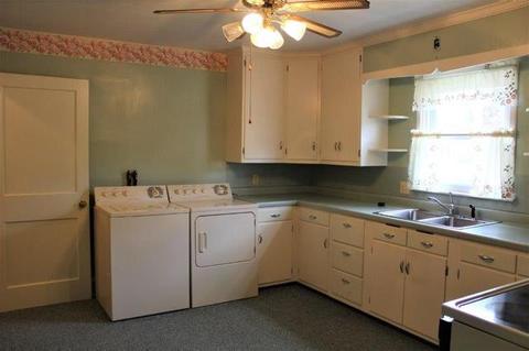 307 N Orange St, Morrison, IL 61270 photo 5