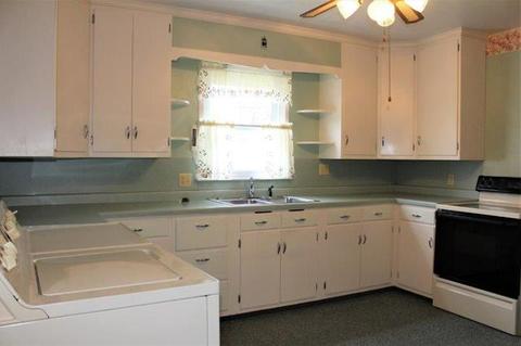 307 N Orange St, Morrison, IL 61270 photo 4