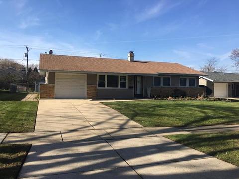 1660 Ashley Rd, Hoffman Estates, IL 60169 photo 1