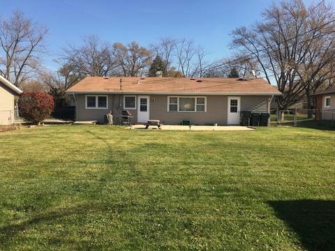 1660 Ashley Rd, Hoffman Estates, IL 60169 photo 2