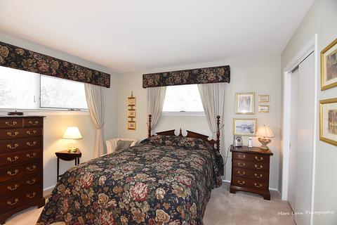 505 Turf Ln, Wheaton, IL 60187 photo 13