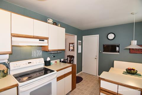 505 Turf Ln, Wheaton, IL 60187 photo 8