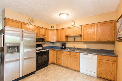 319 Robert Dr, Normal, IL 61761 photo 3