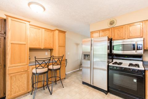319 Robert Dr, Normal, IL 61761 photo 4