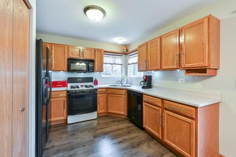 1710 Caton Ridge Dr, Plainfield, IL 60586 photo 4