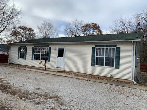 721 Warren St, Chenoa, IL 61726 photo 1