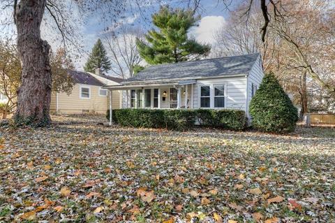 507 S Edwin St, Champaign, IL 61821 photo 2