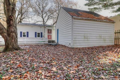 507 S Edwin St, Champaign, IL 61821 photo 9